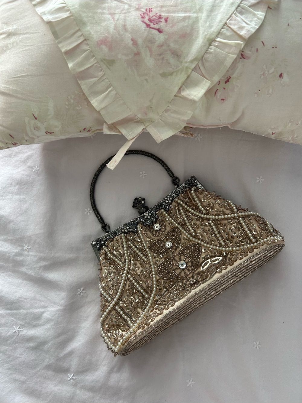 Beaded Pearl-Embellished Evening Clutch - Gold